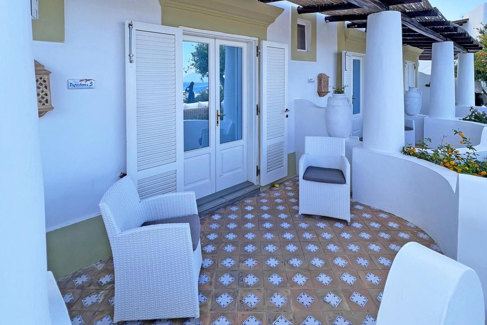Dependance La Caletta Hotel Panarea Exterior foto